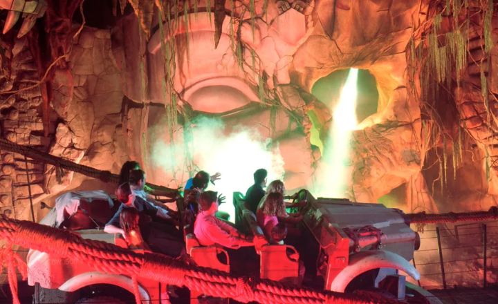 best rides disneyLand